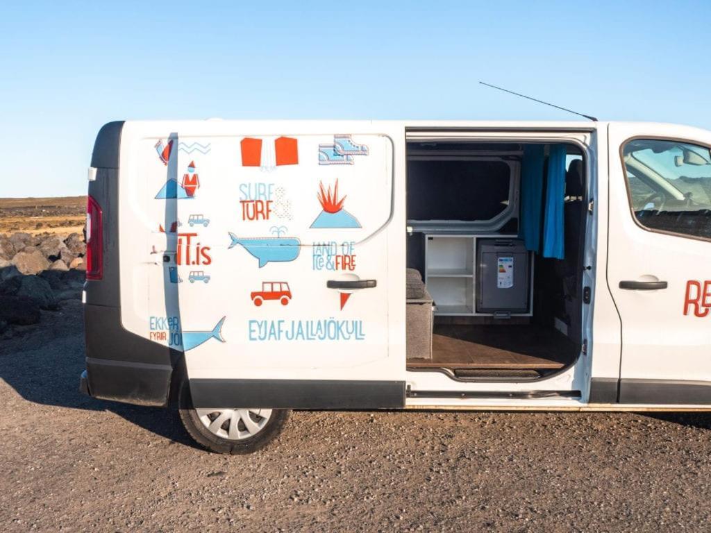 Rent Campervans Кефлавик Экстерьер фото