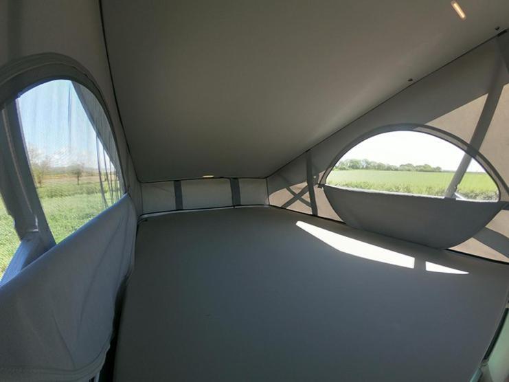Rent Campervans Кефлавик Номер фото